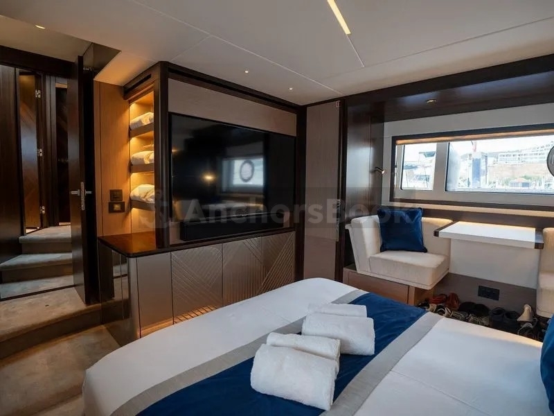 FULL DAY RENTAL - Sunseeker Manhattan 55ft | AnchorsBook Photo FULL DAY RENTAL - Sunseeker Manhattan 55ft