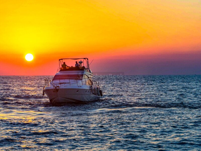 Dubai Sunset Shared Yacht Tour with BBQ Bites, Fresh Fruits & Drinks | AnchorsBook Photo Dubai Sunset Shared Yacht Tour with BBQ Bites, Fresh Fruits & Drinks