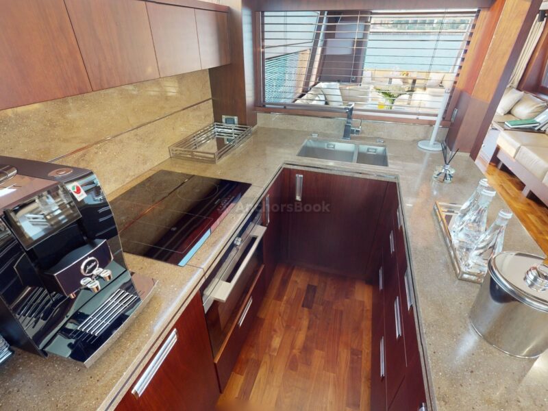 Galleon 780 - Luxury 5 Stars VIP Private Group Yacht Rental | AnchorsBook Photo Galleon 780 - Luxury 5 Stars VIP Private Group Yacht Rental