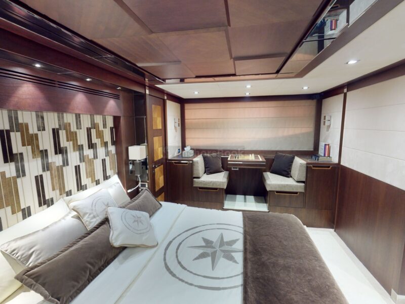Galleon 780 - Luxury 5 Stars VIP Private Group Yacht Rental | AnchorsBook Photo Galleon 780 - Luxury 5 Stars VIP Private Group Yacht Rental