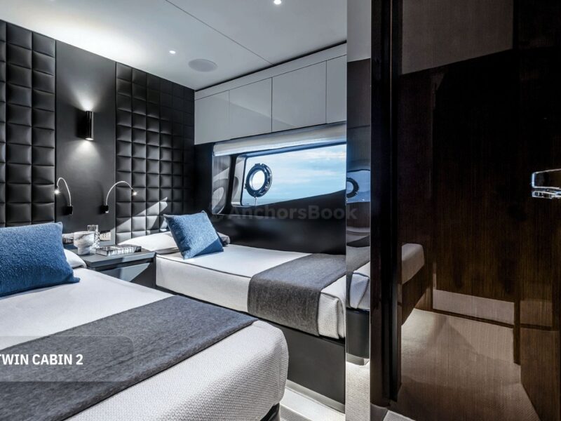 Riva 82 - Luxury 5 Stars VIP Private Group Yacht Rental | AnchorsBook Photo Riva 82 - Luxury 5 Stars VIP Private Group Yacht Rental