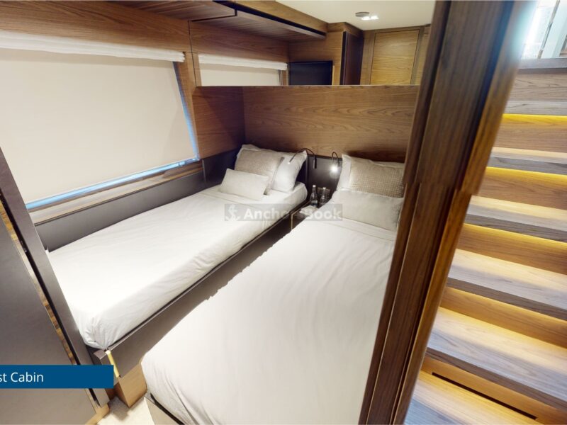 Ferretti 670 - Luxury 5 Stars VIP Private Group Yacht Rental | AnchorsBook Photo Ferretti 670 - Luxury 5 Stars VIP Private Group Yacht Rental