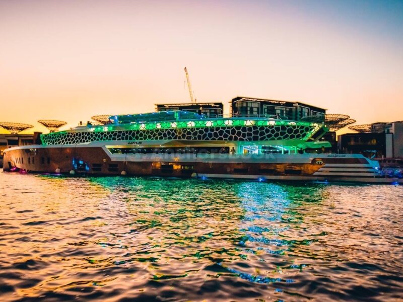 Private 155ft Mega Yacht | For Up To 500PAX Guests | AnchorsBook Photo Private 155ft Mega Yacht | For Up To 500PAX Guests