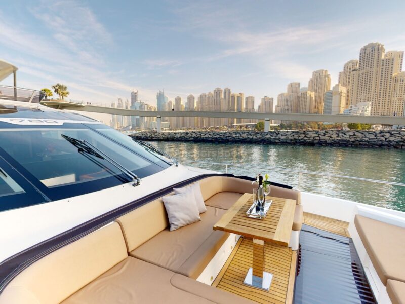 Galleon 780 - Luxury 5 Stars VIP Private Group Yacht Rental | AnchorsBook Photo Galleon 780 - Luxury 5 Stars VIP Private Group Yacht Rental