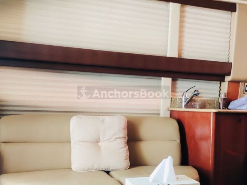 Meridian 45ft – Private Group Yacht Rental | AnchorsBook Photo Meridian 45ft – Private Group Yacht Rental