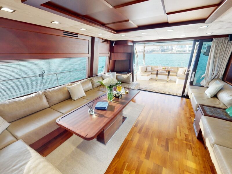 Galleon 780 - Luxury 5 Stars VIP Private Group Yacht Rental | AnchorsBook Photo Galleon 780 - Luxury 5 Stars VIP Private Group Yacht Rental