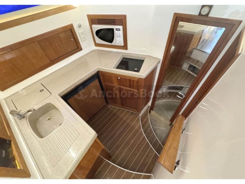 Riviera 48ft – Private Group Yacht Rental | AnchorsBook Photo Riviera 48ft – Private Group Yacht Rental