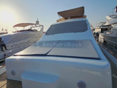 Dubai Private Yacht Charter – 2024 Build Year 52ft Luxury Yacht – 17 PAX | AnchorsBook Photo Celebration 81ft For Up To 40 Guests