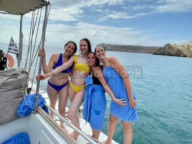 Santorini Private Catamaran Cruise with Meal & Drinks | AnchorsBook Photo Santorini Private Catamaran Cruise with Meal & Drinks