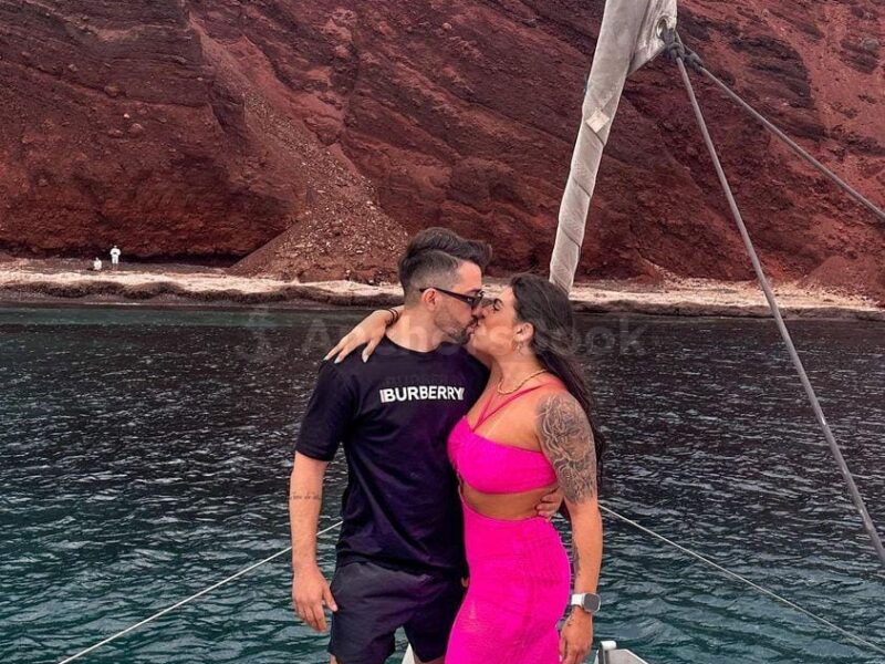 Santorini Private Catamaran Cruise with Meal & Drinks | AnchorsBook Photo Santorini Private Catamaran Cruise with Meal & Drinks