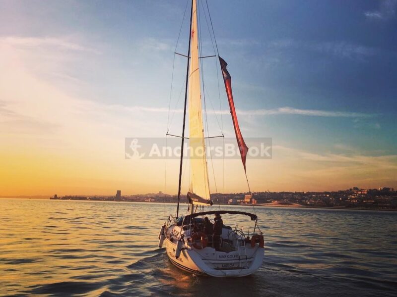 Sunset 2 hour shared boat tour in Lisbon | AnchorsBook Photo Sunset 2 hour shared boat tour in Lisbon