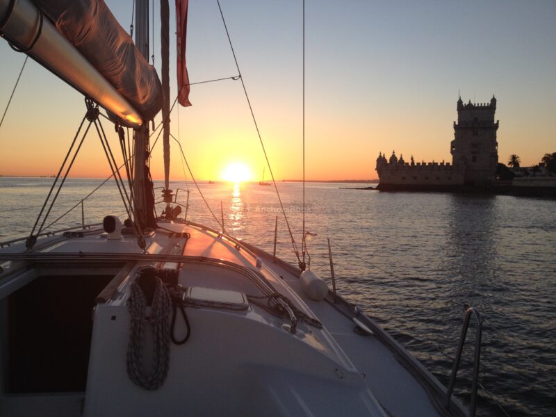 Sunset 2 hour shared boat tour in Lisbon | AnchorsBook Photo Sunset 2 hour shared boat tour in Lisbon