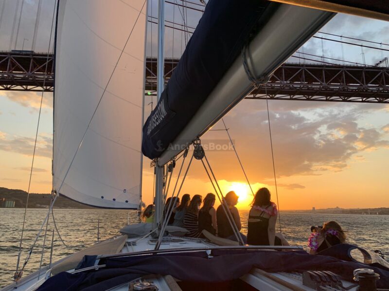 Sunset 2 hour shared boat tour in Lisbon | AnchorsBook Photo Sunset 2 hour shared boat tour in Lisbon