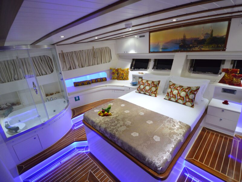Gül Sultan - Luxury Full Week Private Yacht Charter | AnchorsBook Photo Gül Sultan - Luxury Full Week Private Yacht Charter