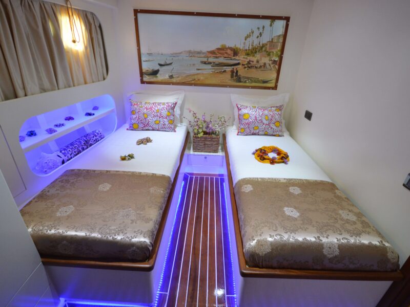 Gül Sultan - Luxury Full Week Private Yacht Charter | AnchorsBook Photo Gül Sultan - Luxury Full Week Private Yacht Charter