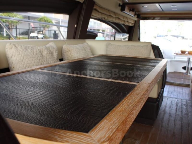 65’ AZIMUT / PRINCESS | AnchorsBook Photo 65’ AZIMUT / PRINCESS
