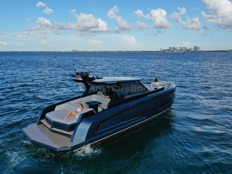 İstanbul Private Yacht | AnchorsBook Photo İstanbul Private Yacht