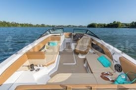 Beautiful 40 Foot Monk McQueen | AnchorsBook Photo Sea Ray SPX 210, 250HP
