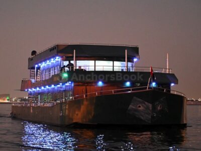 Royal Houseboat – 140 Ft