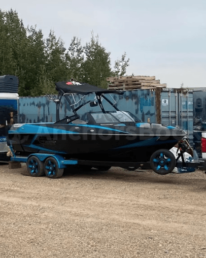 AXIS Wake Research T22, 400HP - Kelowna Boat Rental | AnchorsBook Photo AXIS Wake Research T22, 400HP - Kelowna Boat Rental