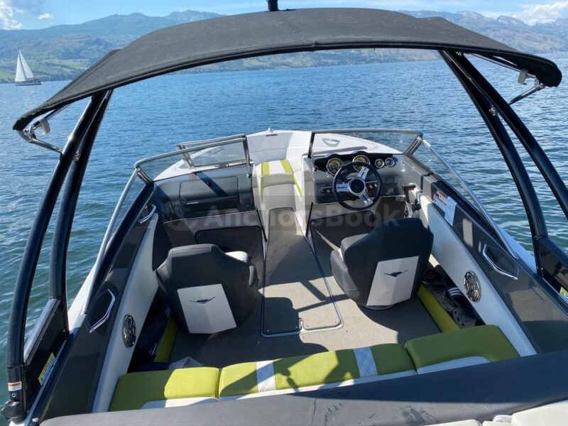 7 PASSENGER SPEEDBOAT | AnchorsBook Photo 7 PASSENGER SPEEDBOAT