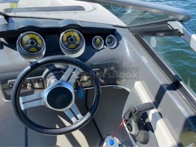 Beautiful 40 Foot Monk McQueen | AnchorsBook Photo 7 PASSENGER SPEEDBOAT