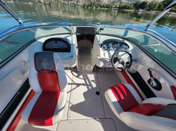 10 PASSENGER SPEEDBOAT | AnchorsBook Photo 10 PASSENGER SPEEDBOAT