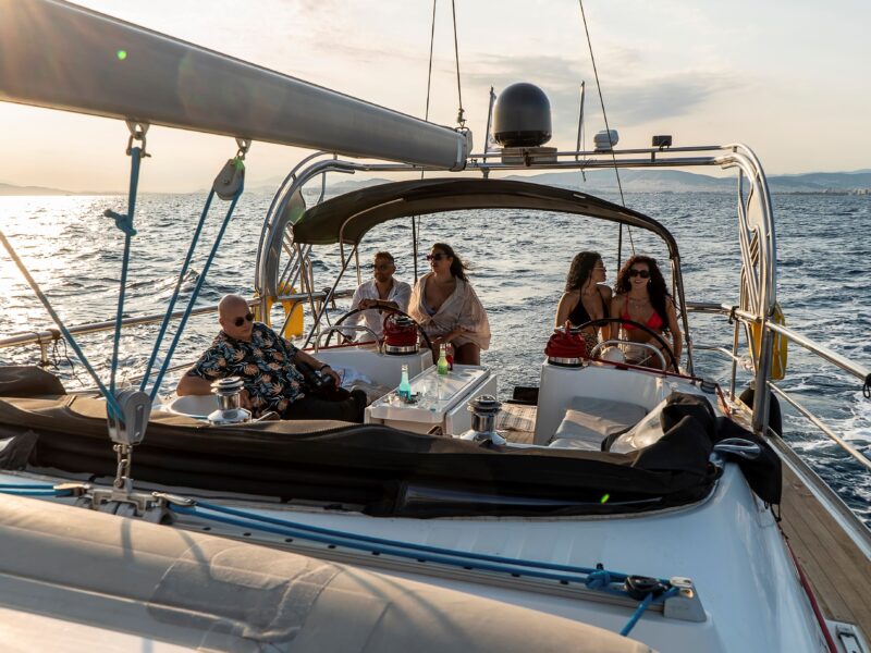 Private luxury 5 hour sunset sailing cruise in Athenian Riviera | AnchorsBook Photo Private luxury 5 hour sunset sailing cruise in Athenian Riviera