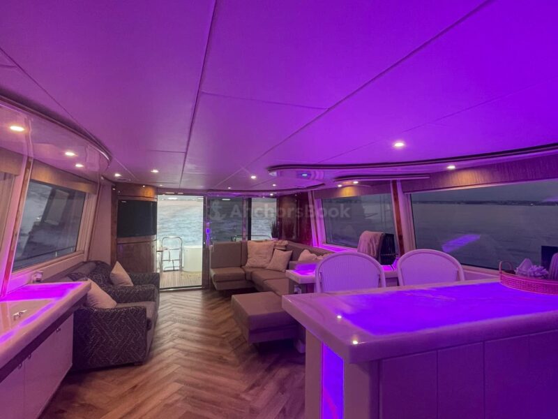 60'ft Carver In Marina del Rey, CA | AnchorsBook Photo 60'ft Carver In Marina del Rey, CA