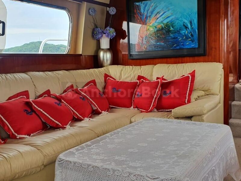 6 Hour Yacht Charter in Guanacaste - Crew & Food Included | AnchorsBook Photo 6 Hour Yacht Charter in Guanacaste - Crew & Food Included