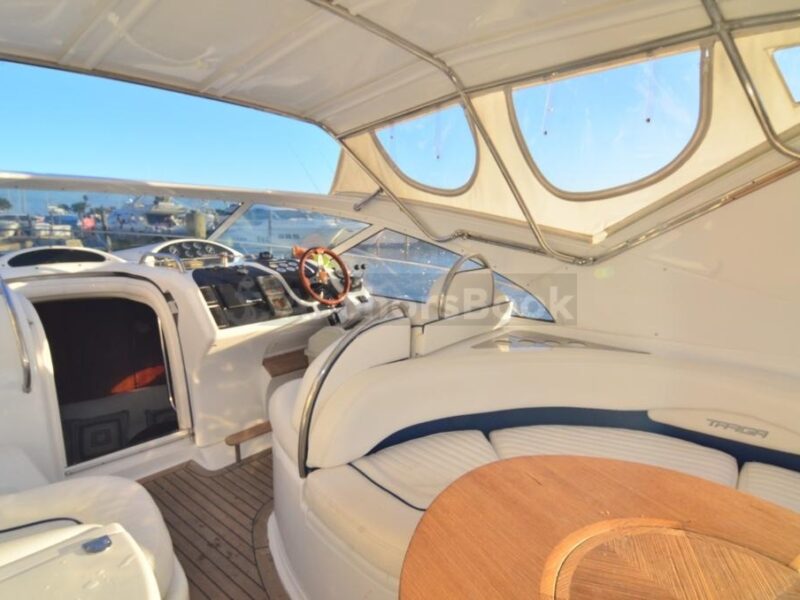 Fairline 43 - Volare | AnchorsBook Photo Fairline 43 - Volare