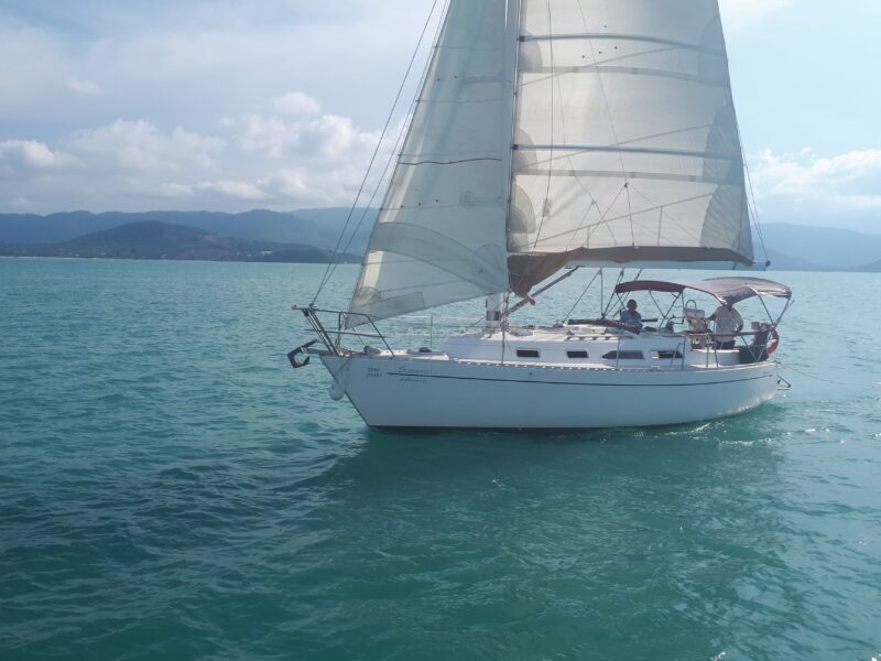 30ft Sailing Yacht in Ko Samui | AnchorsBook Photo 30ft Sailing Yacht in Ko Samui