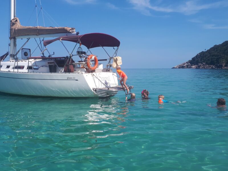 30ft Sailing Yacht in Ko Samui | AnchorsBook Photo 30ft Sailing Yacht in Ko Samui