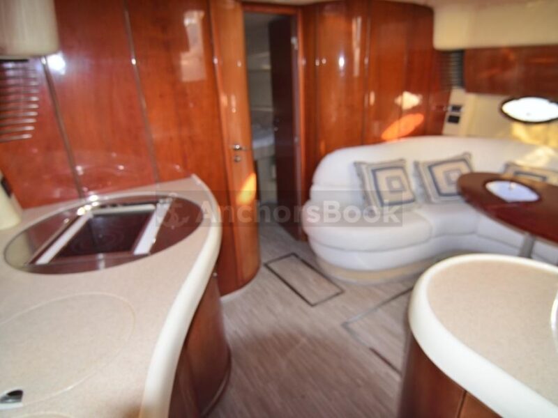 Fairline 43 - Volare | AnchorsBook Photo Fairline 43 - Volare