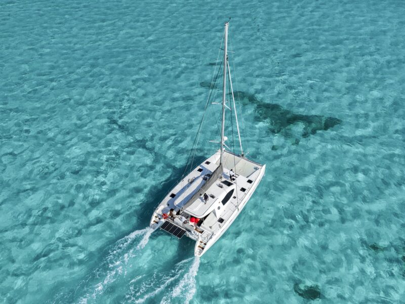 Cancún Private Catamaran to Isla Mujeres with Snorkeling & Lunch | AnchorsBook Photo Cancún Private Catamaran to Isla Mujeres with Snorkeling & Lunch