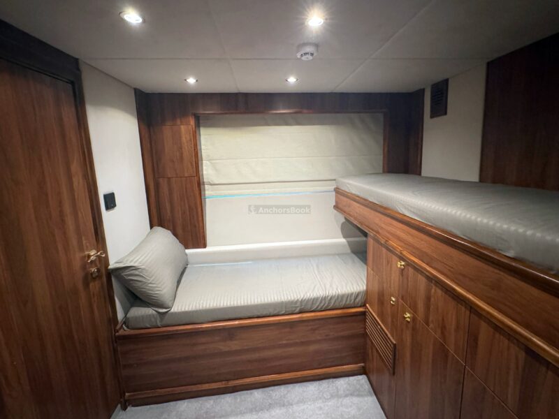Premium Luxury 3-6 Hour Birthday Party 100ft Yacht With Cake, Decorations & Assorted Drinks Included – Dinner Optional – (Up to 50PAX) | AnchorsBook Photo Premium Luxury 3-6 Hour Birthday Party 100ft Yacht With Cake, Decorations & Assorted Drinks Included – Dinner Optional – (Up to 50PAX)