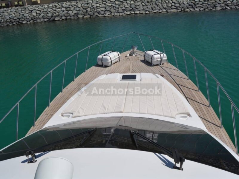 44 FEET LUXURY YACHT | AnchorsBook Photo 44 FEET LUXURY YACHT