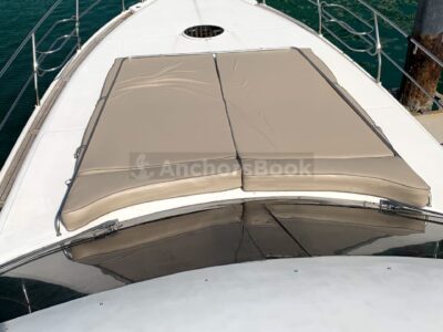 48 ft Entry Level Flybridge Yacht - 10PAX | AnchorsBook Photo Al Shaali 70ft