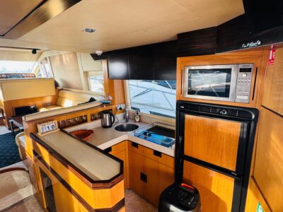 Dominator 66ft Yacht (Dubai - 25 Guests Max) | AnchorsBook Photo Luxury yacht charter Majesty 56